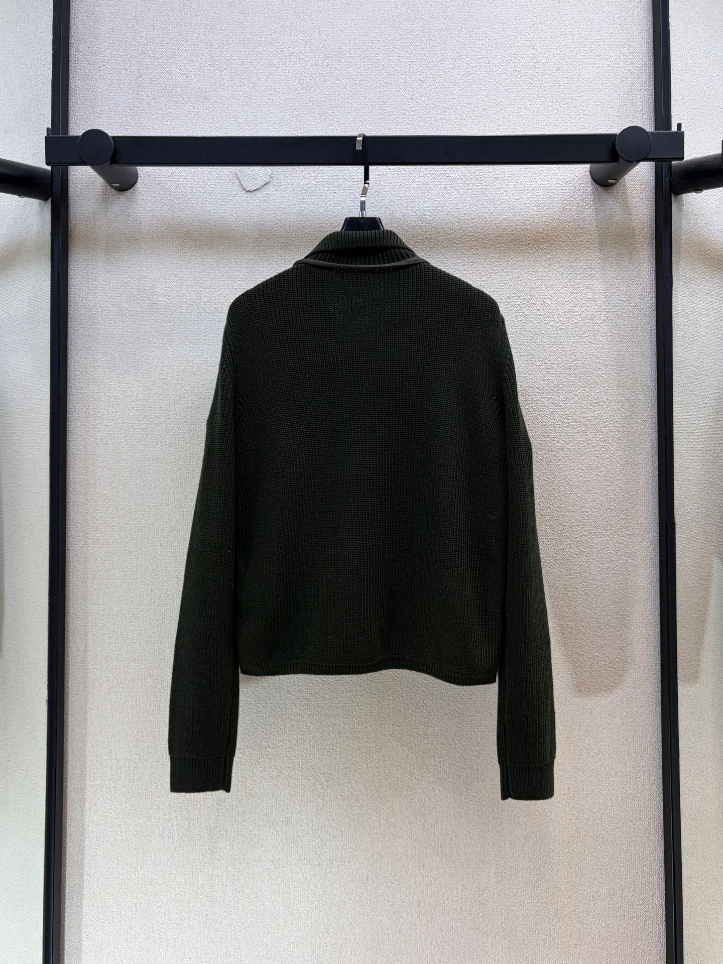 Куртки И Пуховики Женские Moncler 18407830