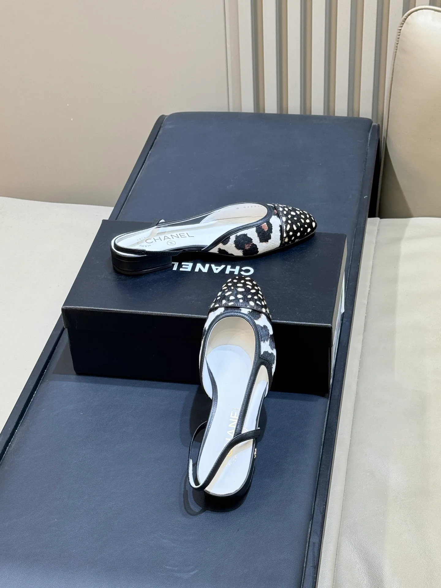 Босоножки Женские Chanel 17490880