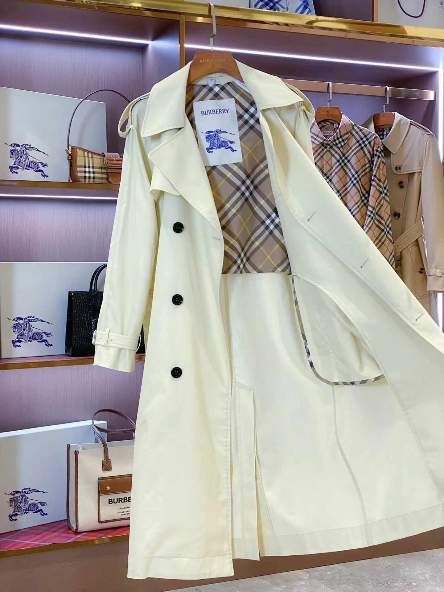 Тренчи Женские Burberry 18277312
