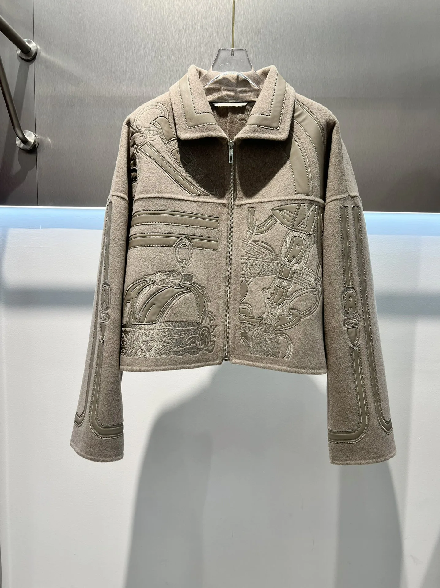 Куртки И Пуховики Женские Hermes 1757151