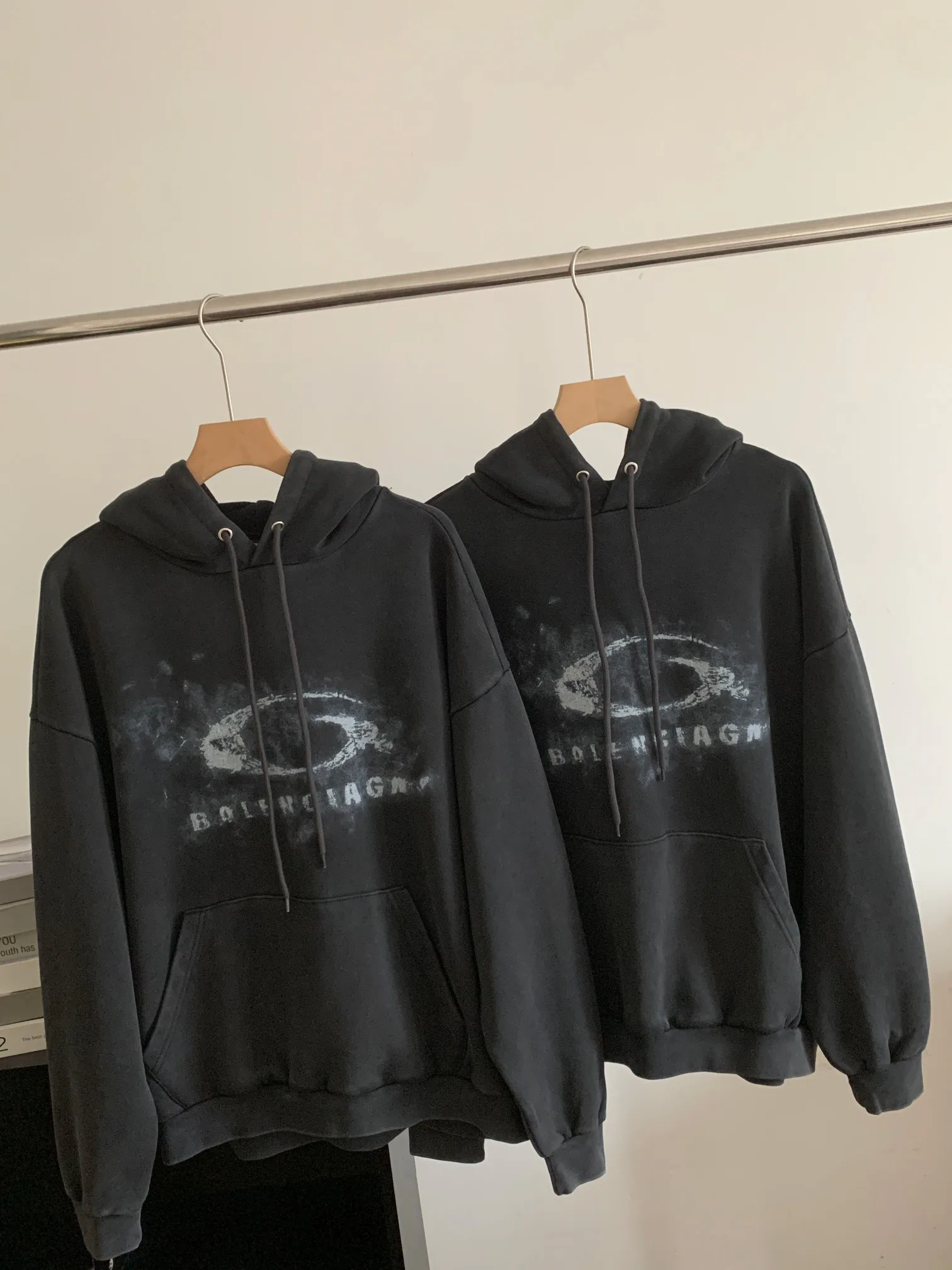Свитшоты И Худи Женские Balenciaga 18065022