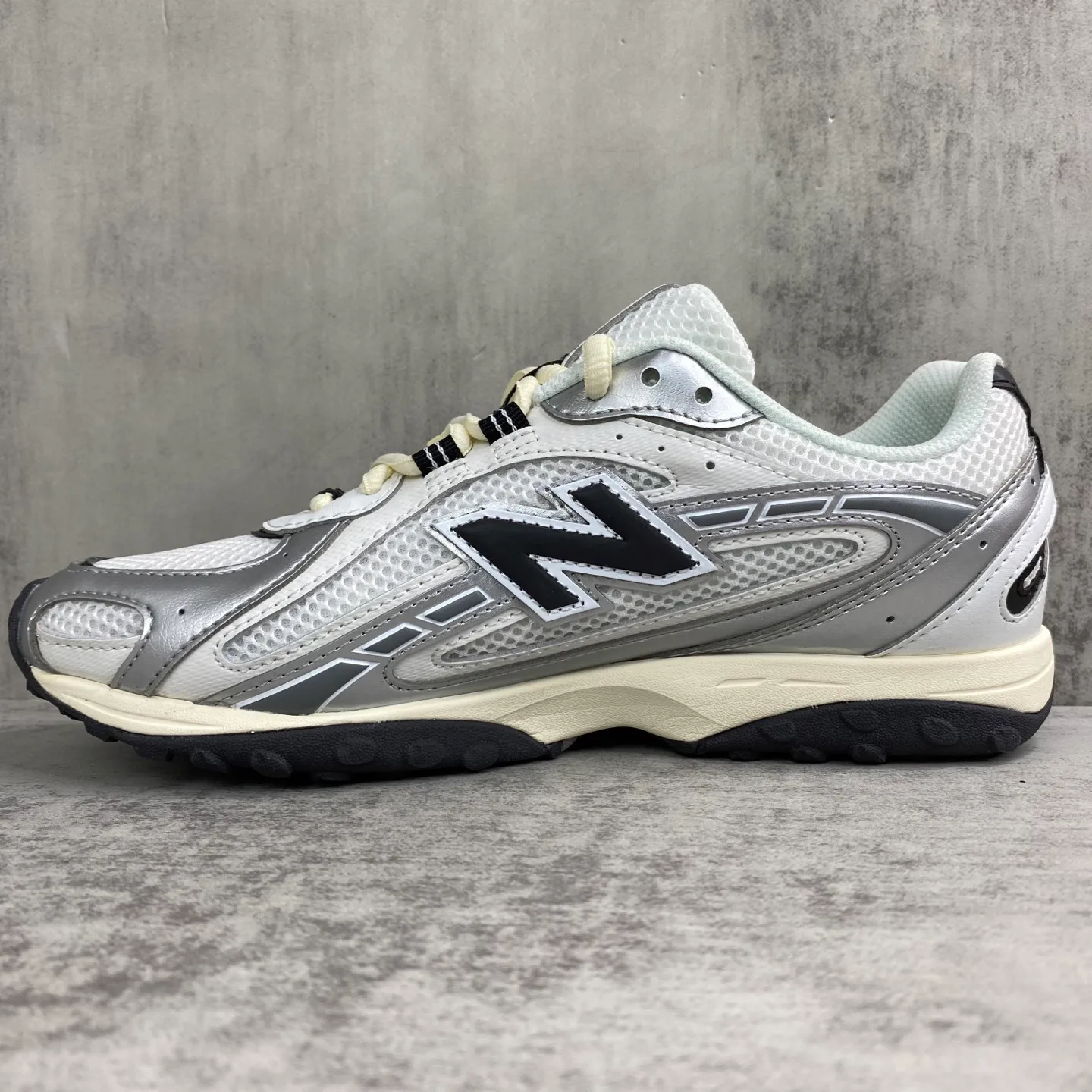 Кроссовки Женские New Balance 17963597