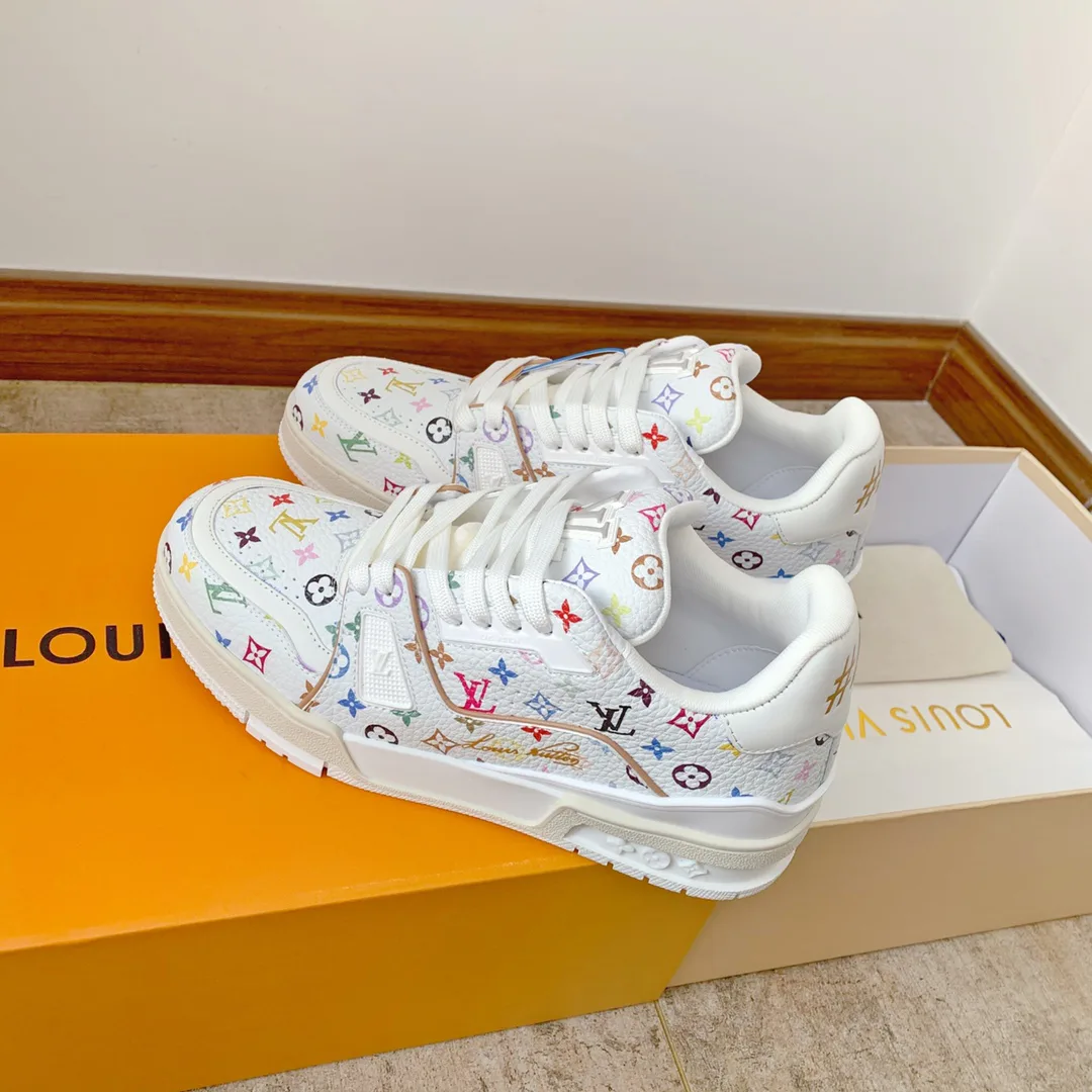 Кроссовки Женские Louis Vuitton 10234385
