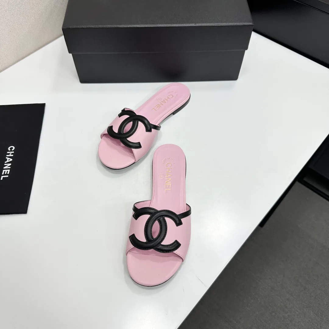Шлепанцы Женские Chanel 11738542
