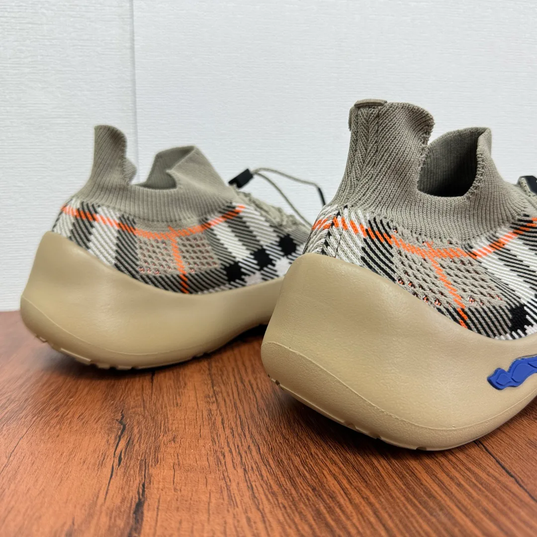 Кроссовки Мужские Burberry 28017