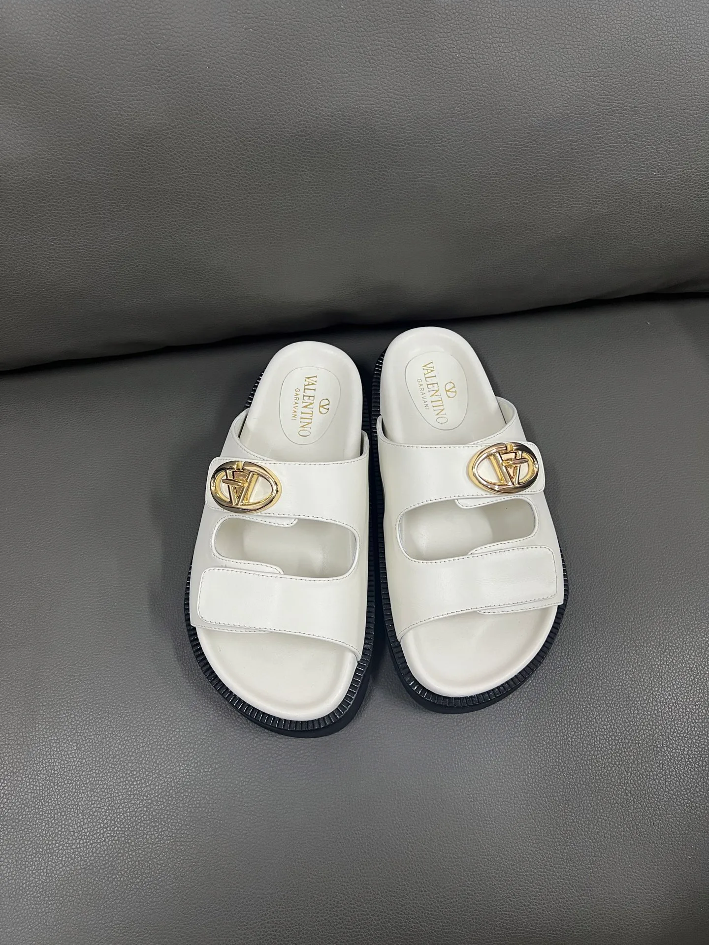 Шлепанцы Женские Valentino 29012