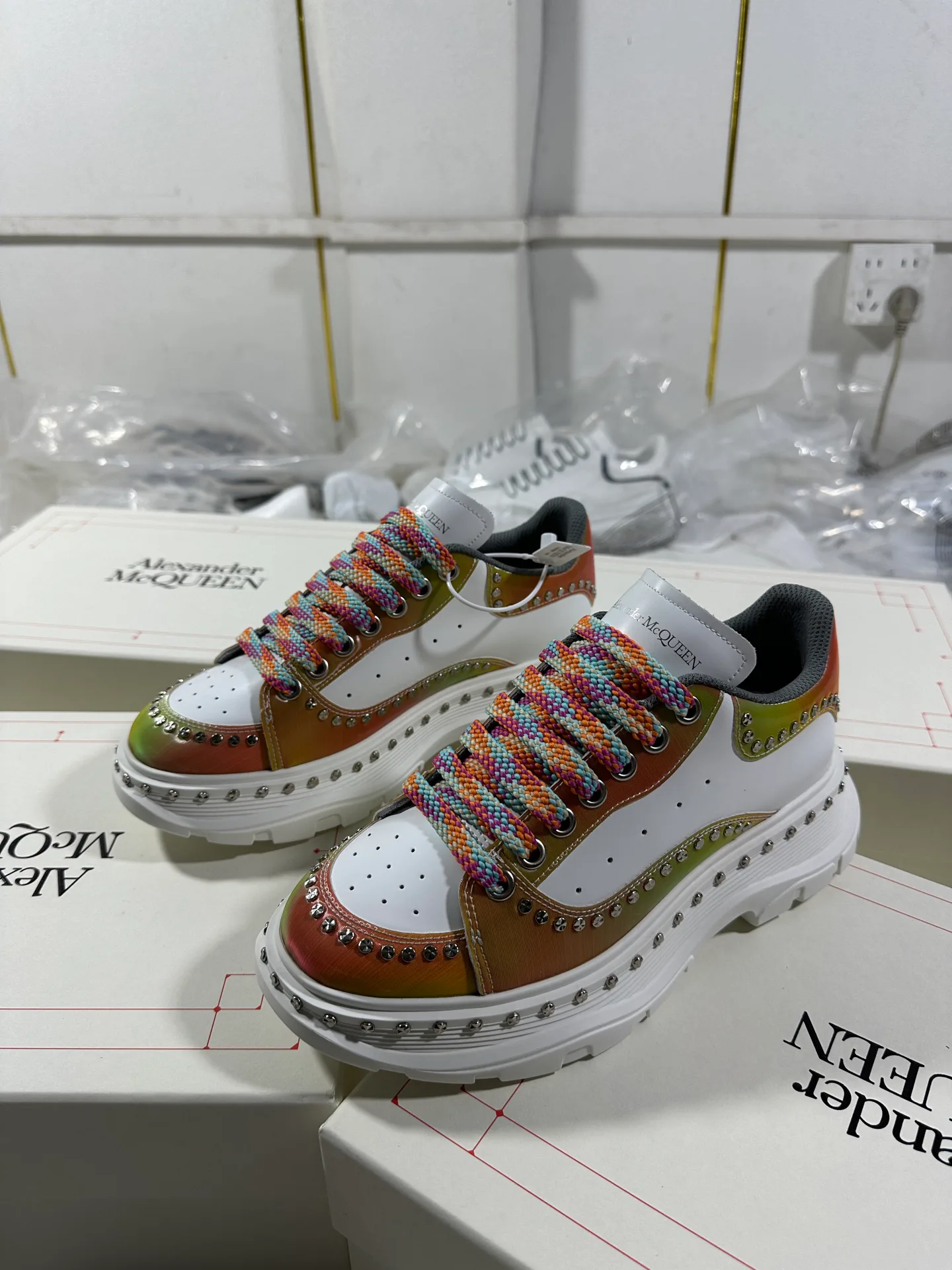 Кроссовки Женские Alexander Mcqueen 18465099