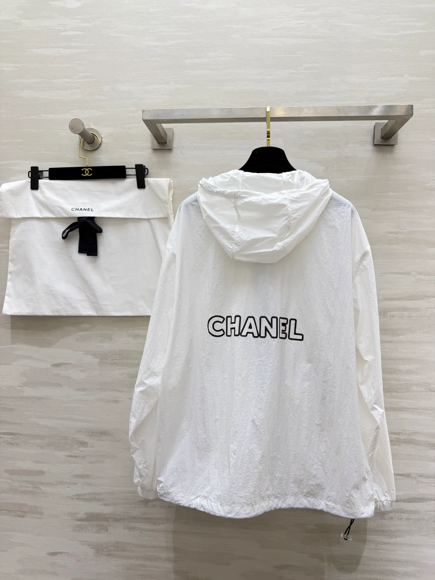 Куртки И Пуховики Женские Chanel 11568137