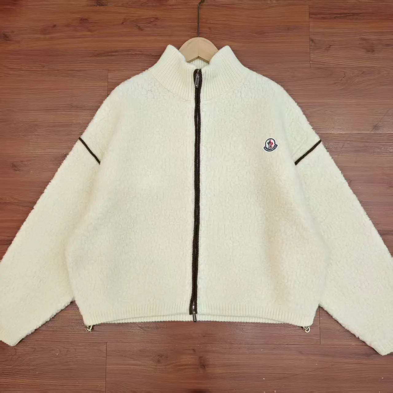 Куртки И Пуховики Женские Moncler 1860294