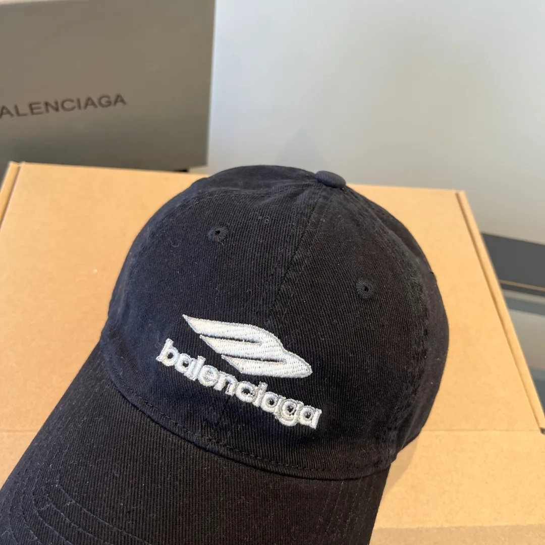 Головные Уборы Balenciaga 10776500