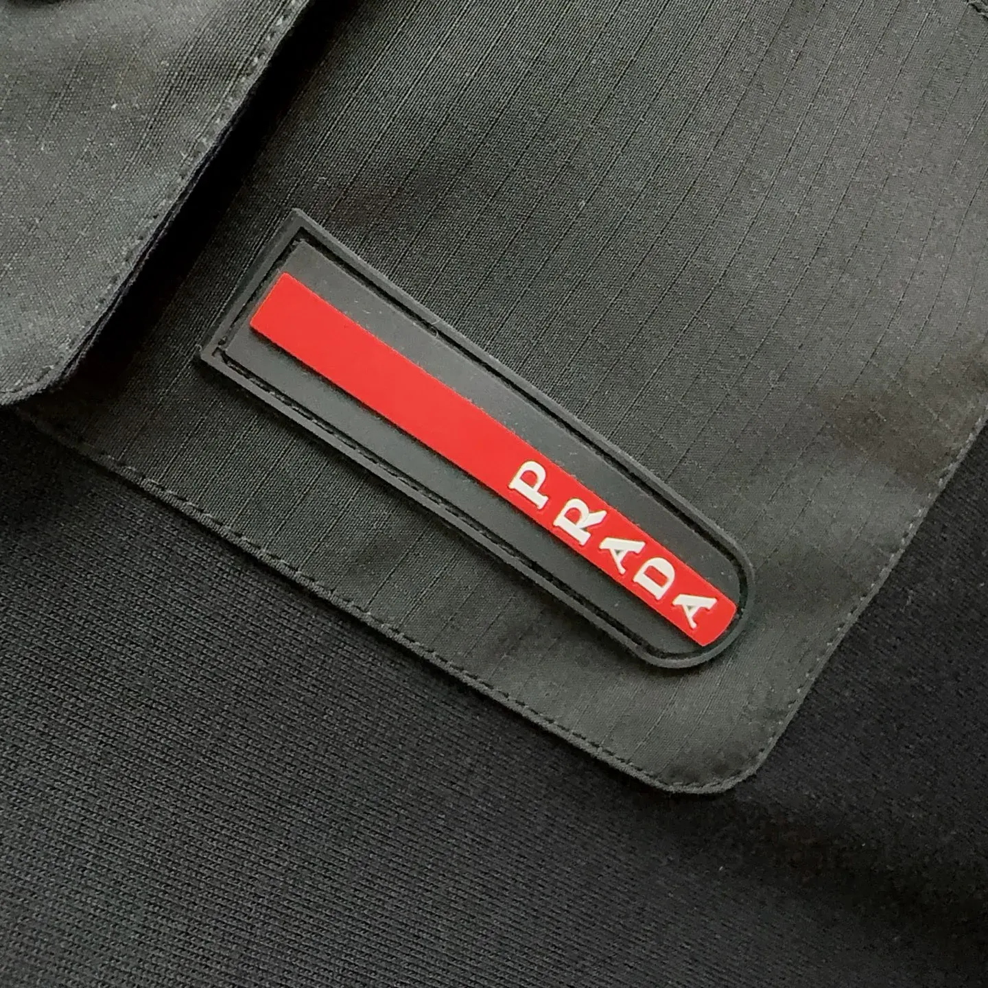 Футболки Женские Prada 11002