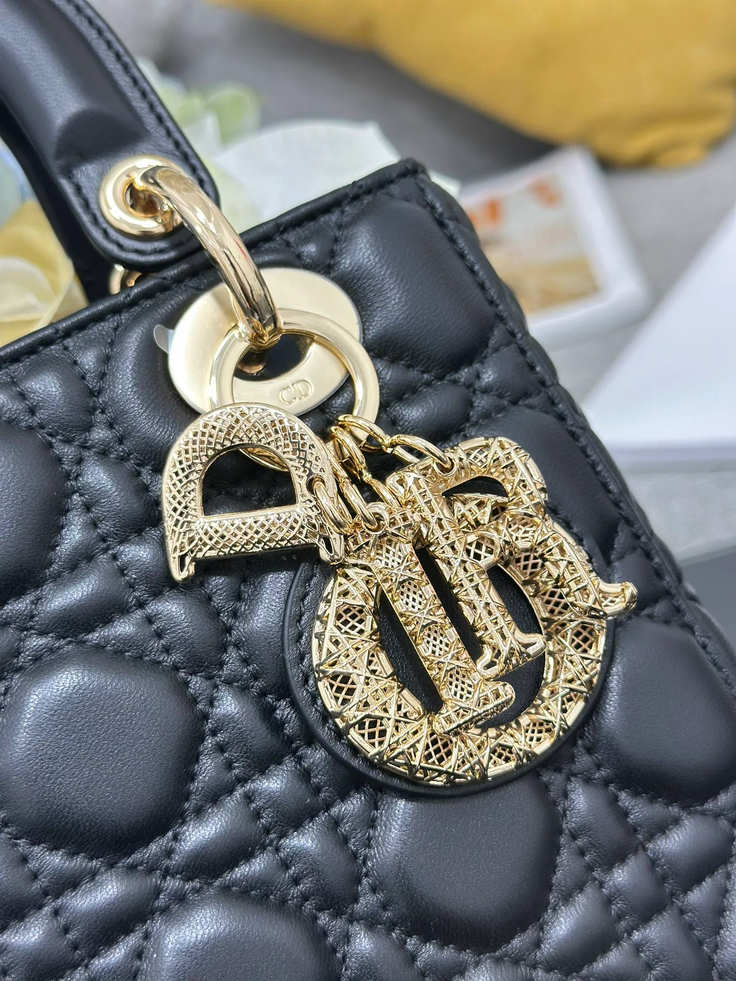 Классические Сумки Женские Christian Dior 11412553