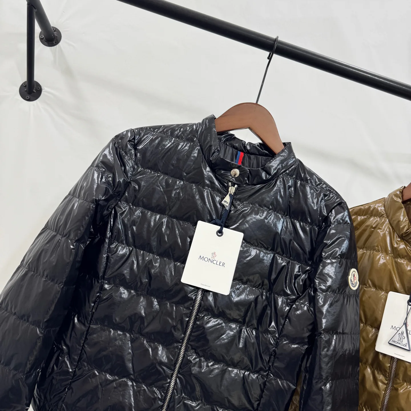 Куртки И Пуховики Женские Moncler 18561049