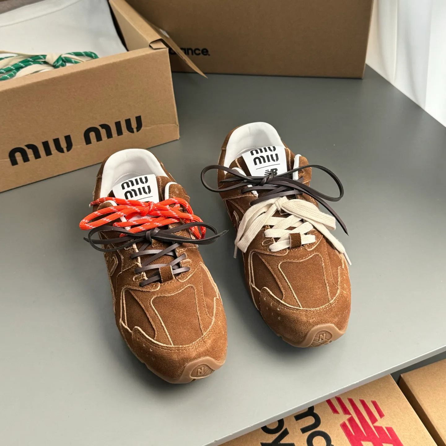 Кроссовки Женские Miu Miu 12629852