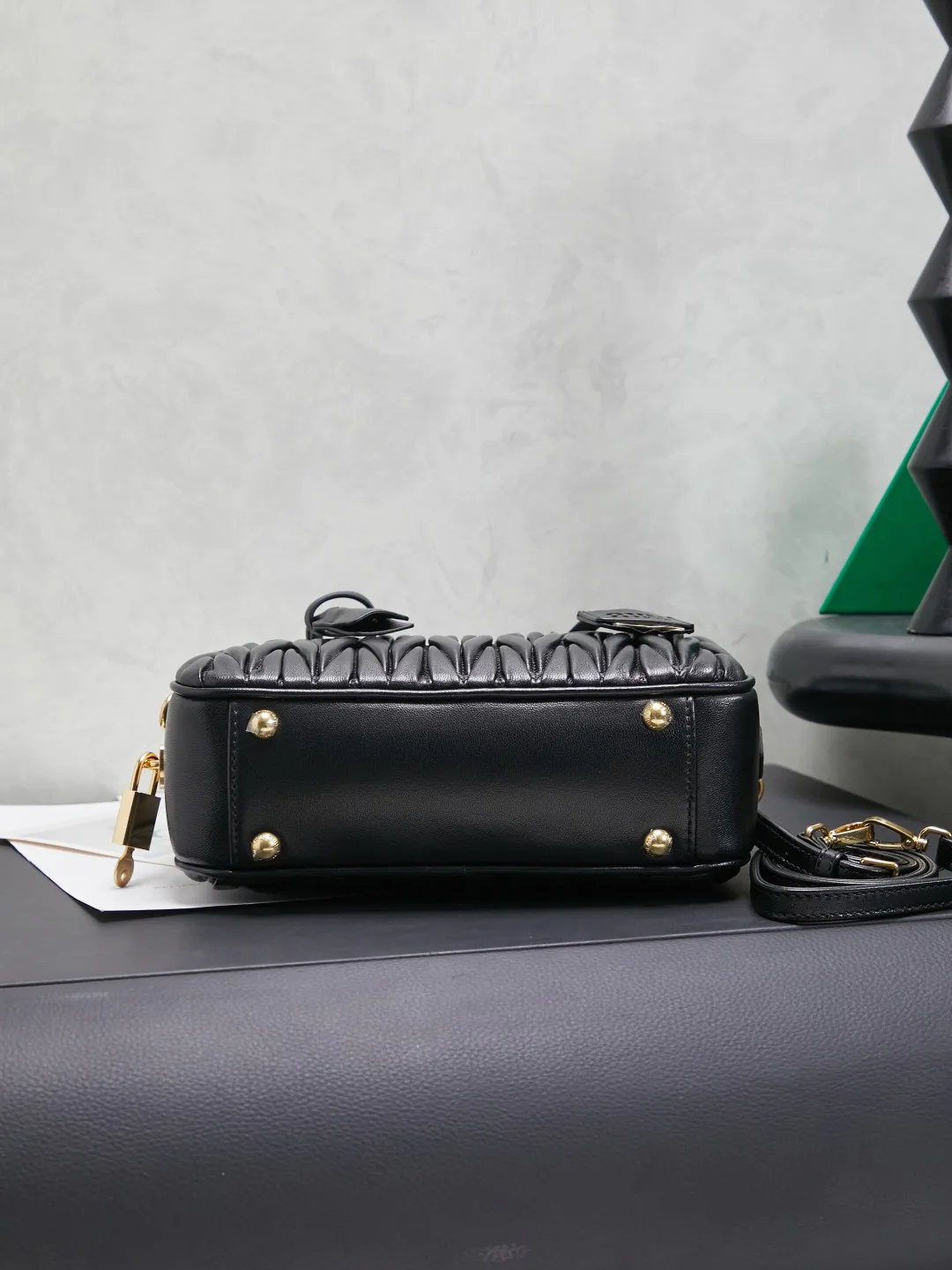 Классические Сумки Женские Miu Miu 11402767