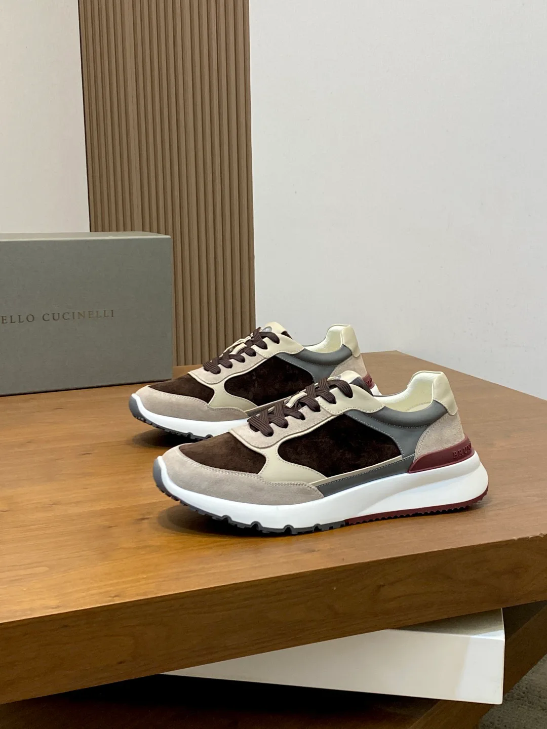 Кроссовки Мужские Brunello Cucinelli 18749211