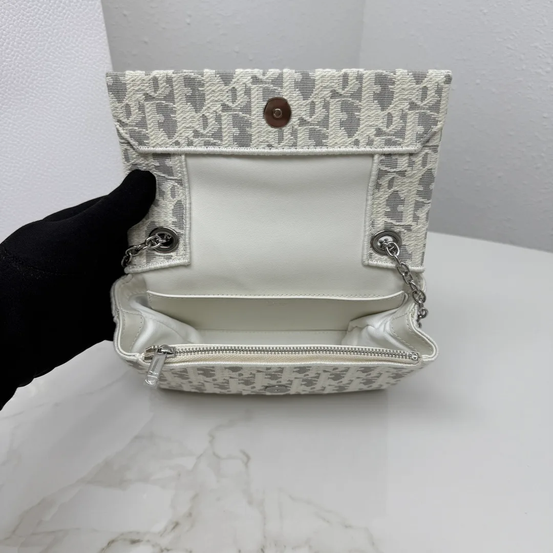 Классические Сумки Женские Christian Dior 18116421