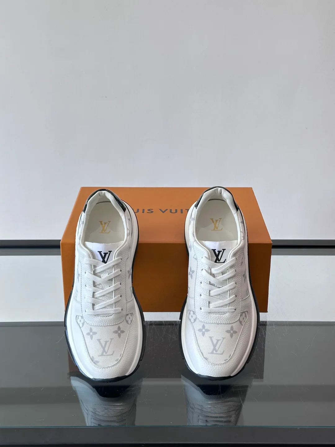 Кроссовки Мужские Louis Vuitton 367176