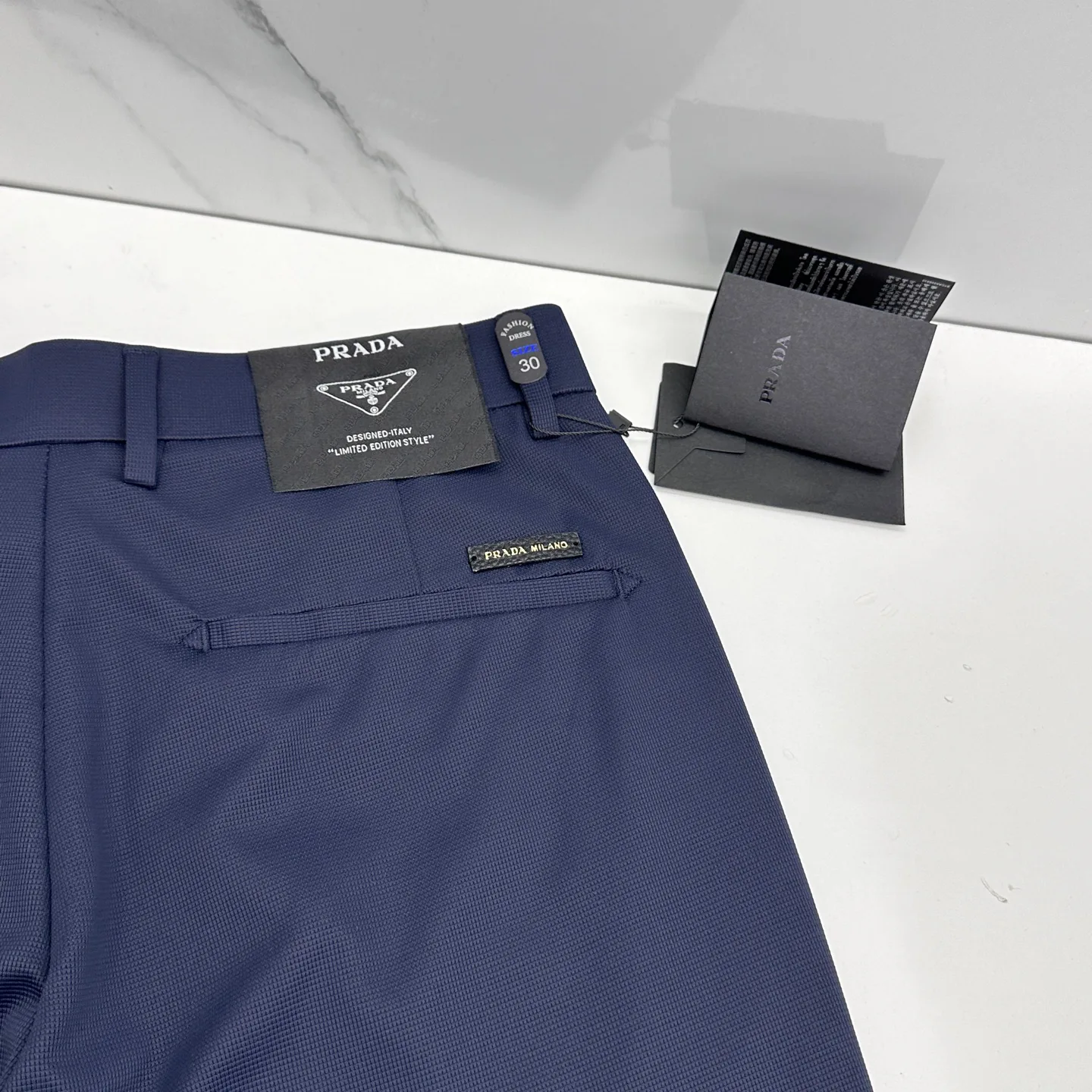 Брюки Мужские Prada 13118885