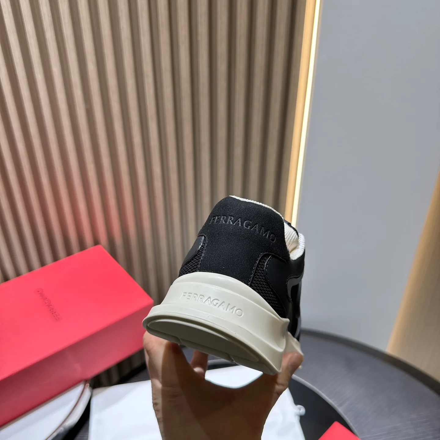 Кроссовки Мужские Salvatore Ferragamo 31602