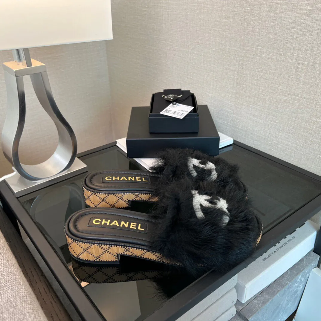 Шлепанцы Женские Chanel 386565