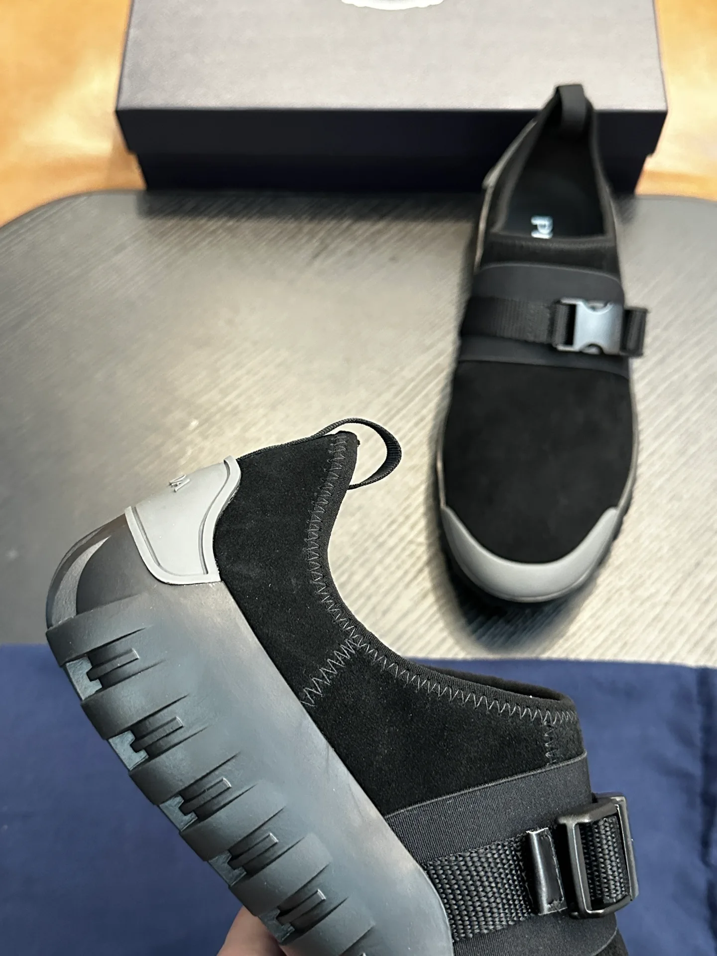 Кроссовки Мужские Prada 383022