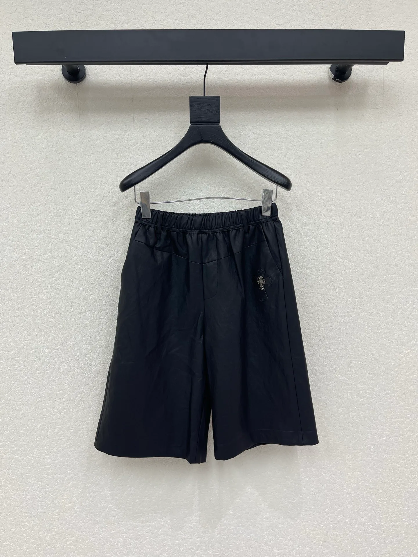 Шорты Женские Chrome Hearts 18017073