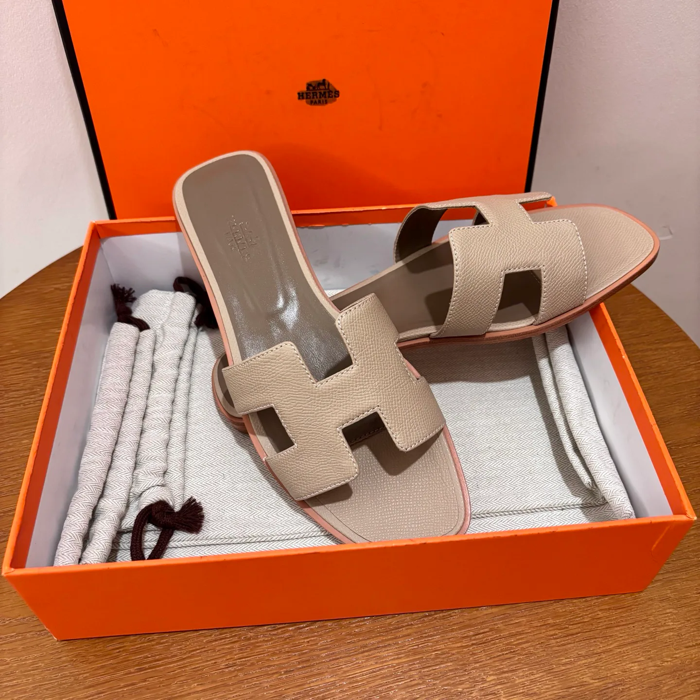 Шлепанцы Женские Hermes 135822