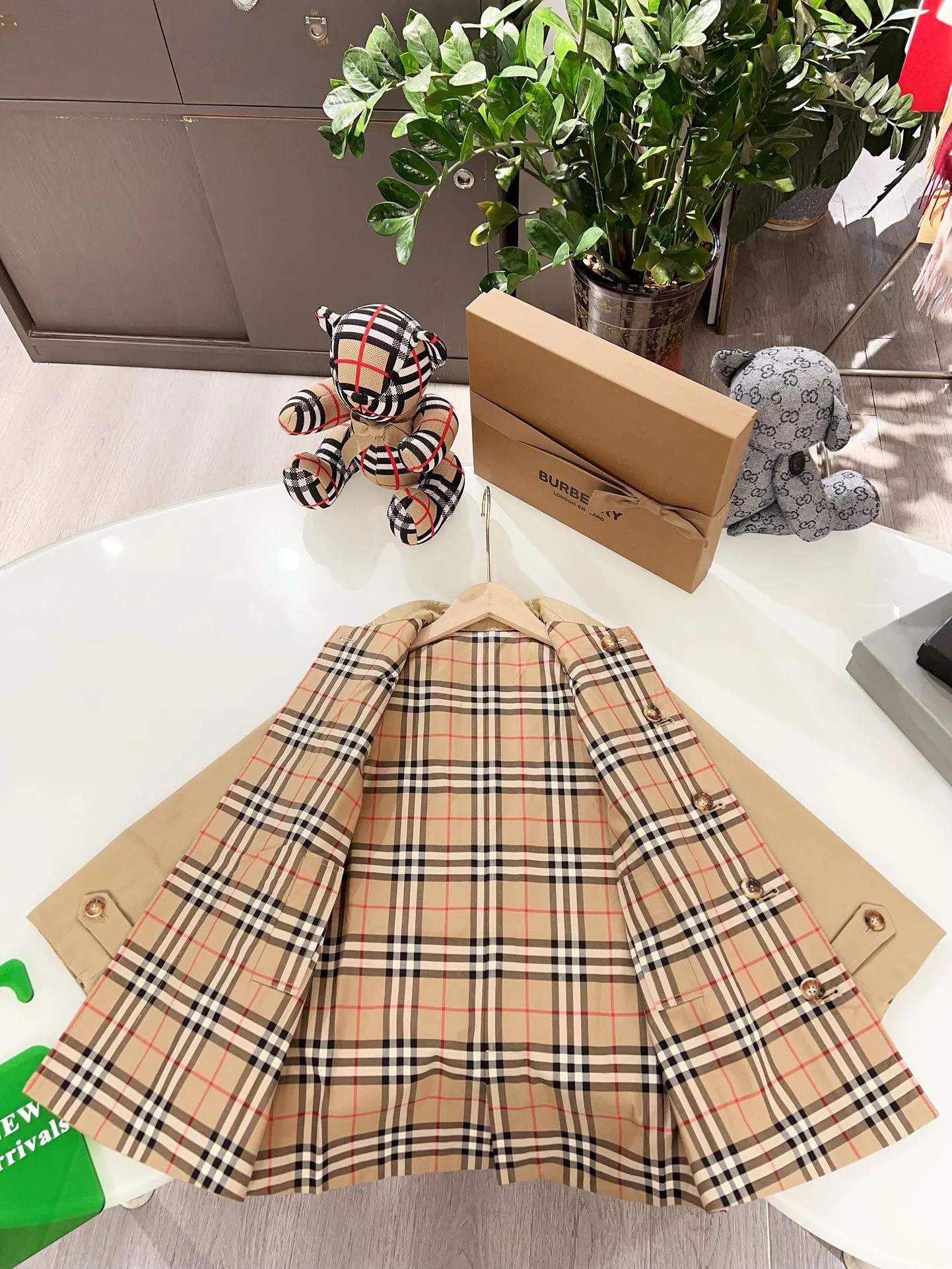 Куртки Женские Burberry Куртки Женские Burberry
