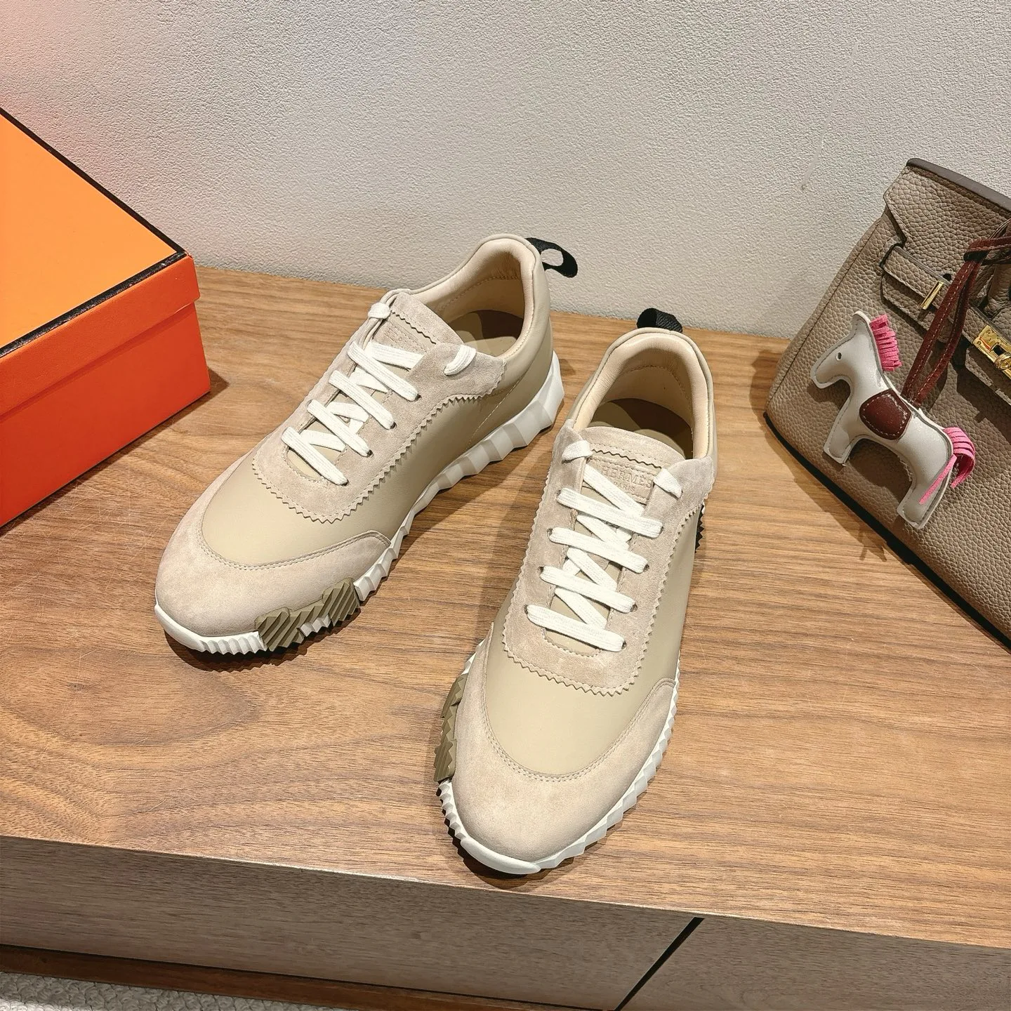 Кроссовки Женские Hermes 9915041