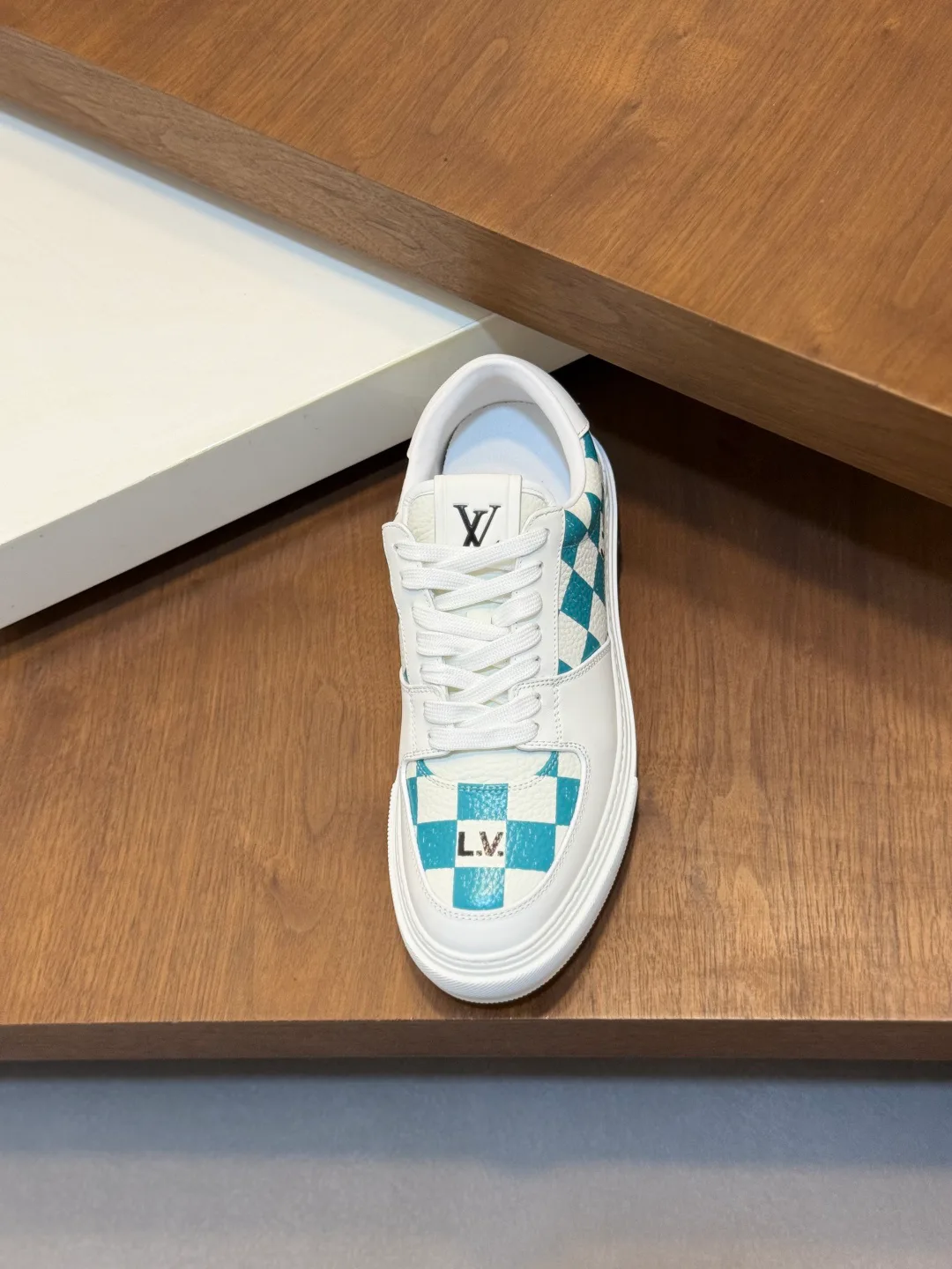 Кроссовки Мужские Louis Vuitton 17447612