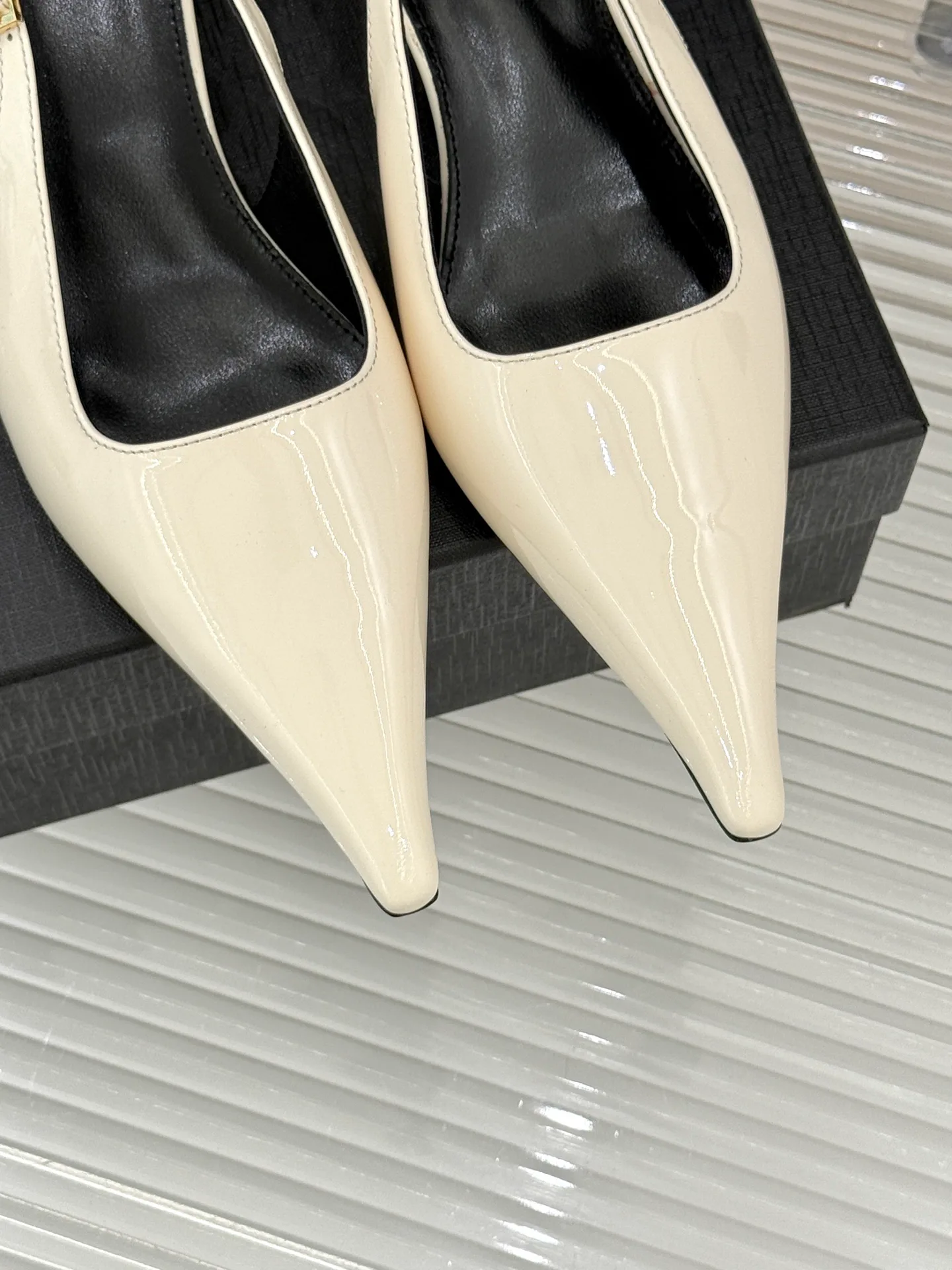 Туфли Женские Saint Laurent 1222303