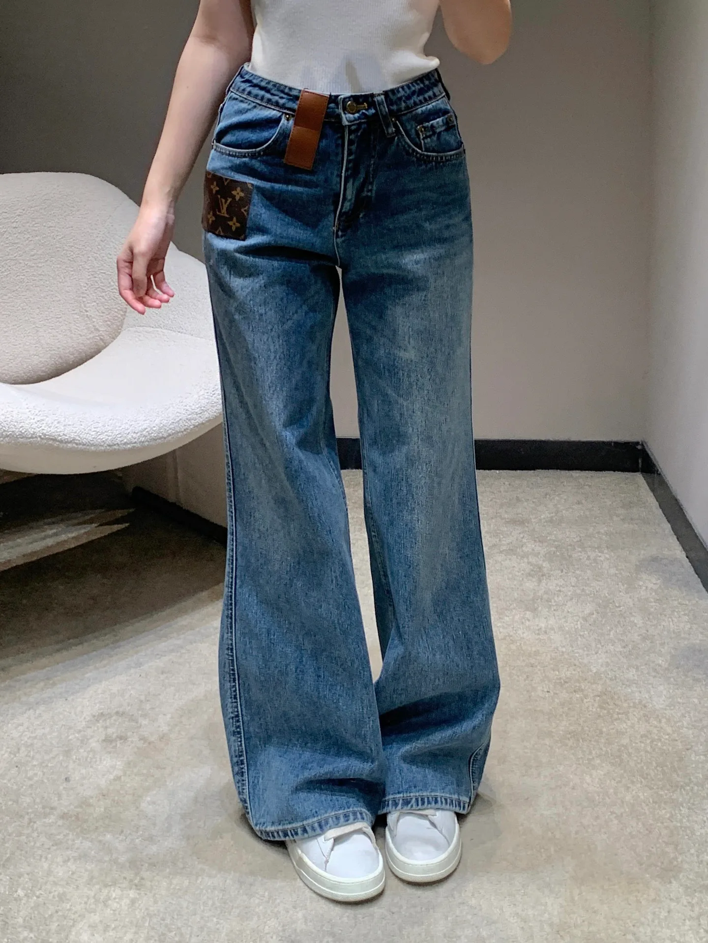 Джинсы Женские Louis Vuitton 5890056