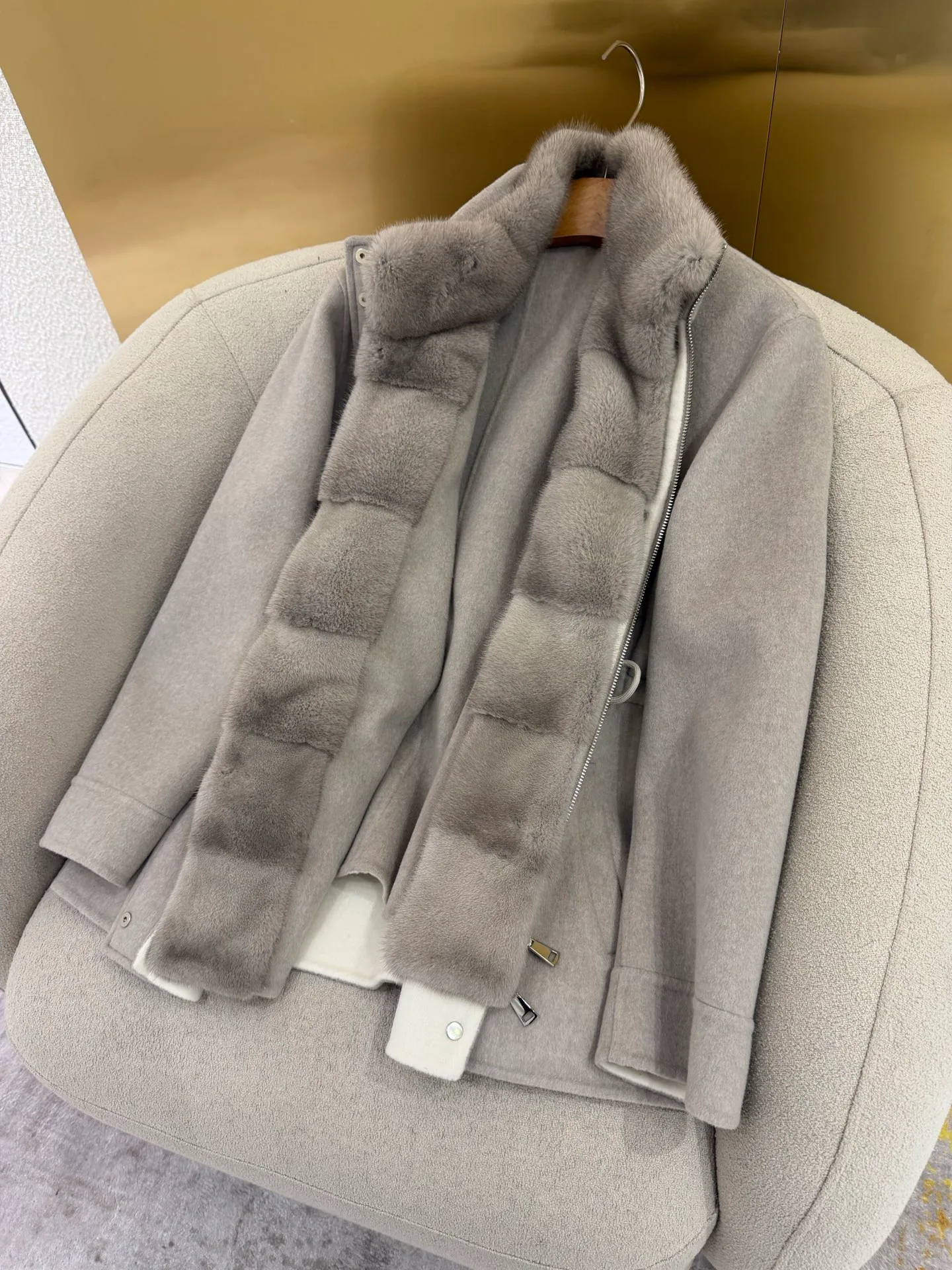 Пальто Женские Loro Piana 18734805
