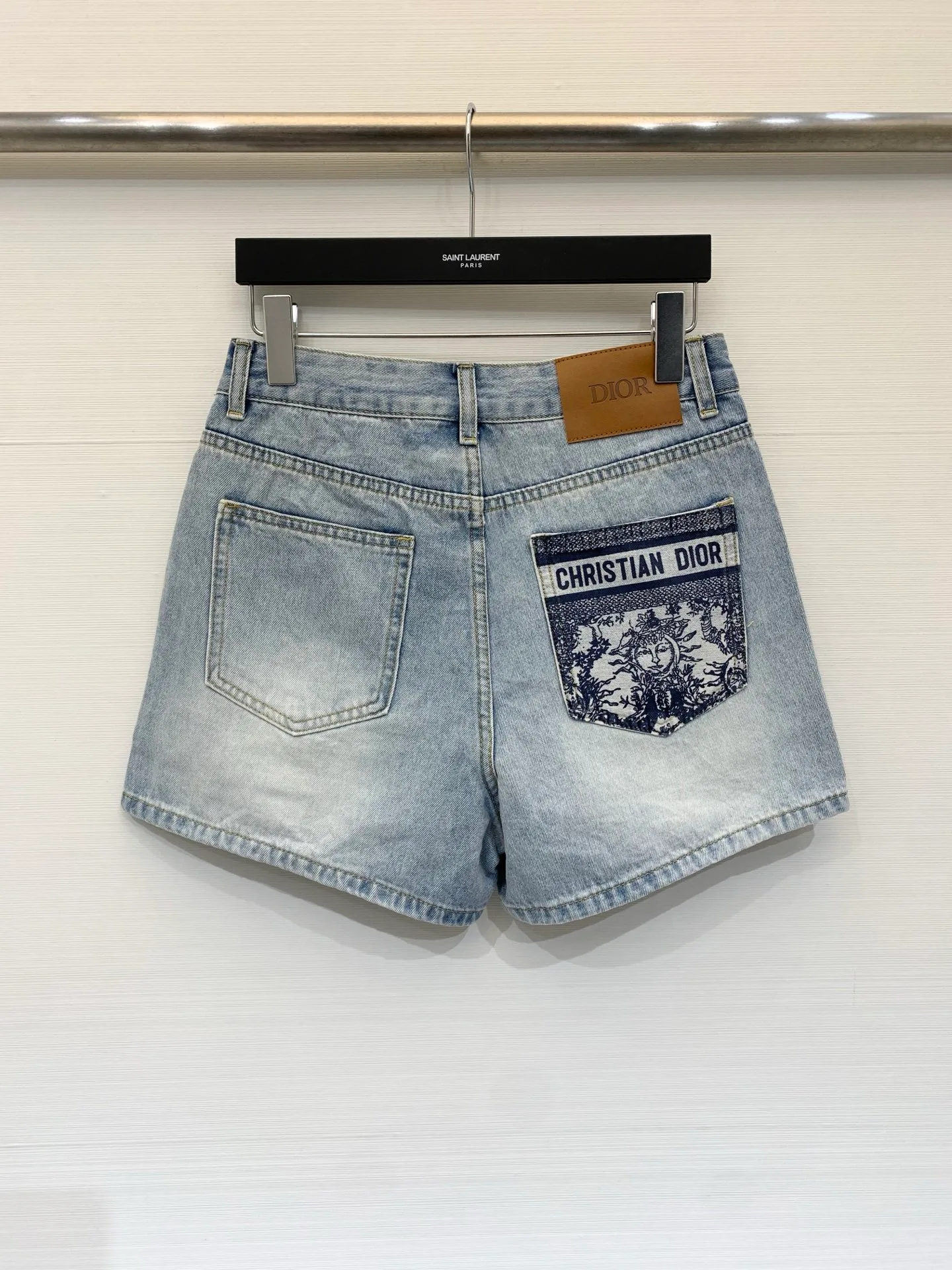 Шорты Женские Christian Dior 11788259