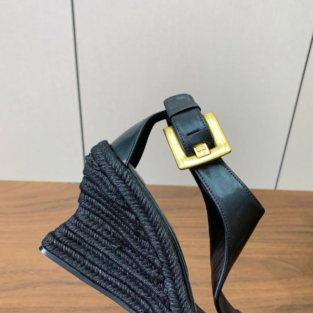 Босоножки Женские Balmain 11886647