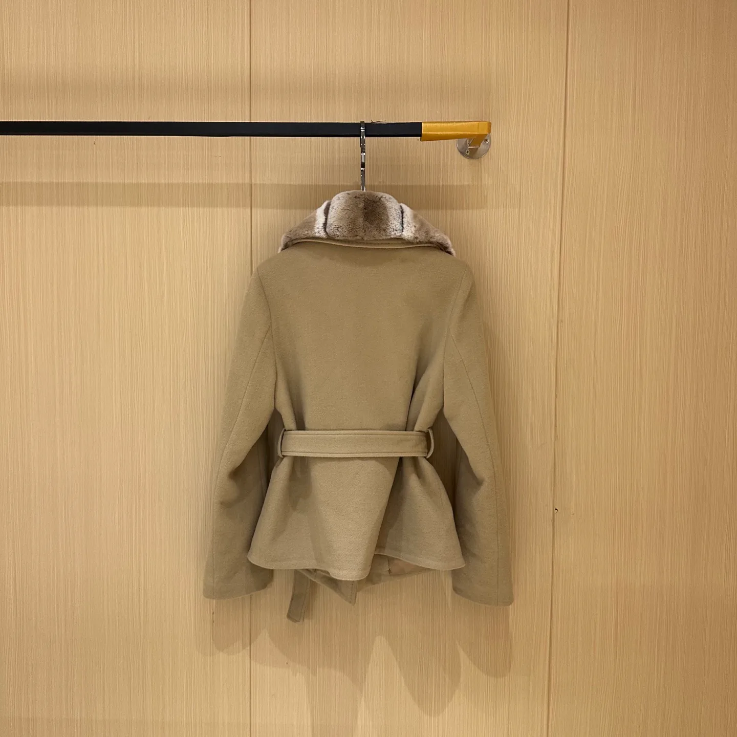 Пальто Женские Fendi 1128401