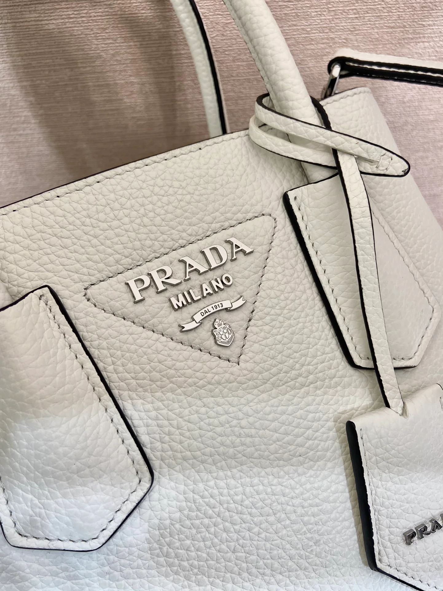 Классические Сумки Женские Prada 11449108