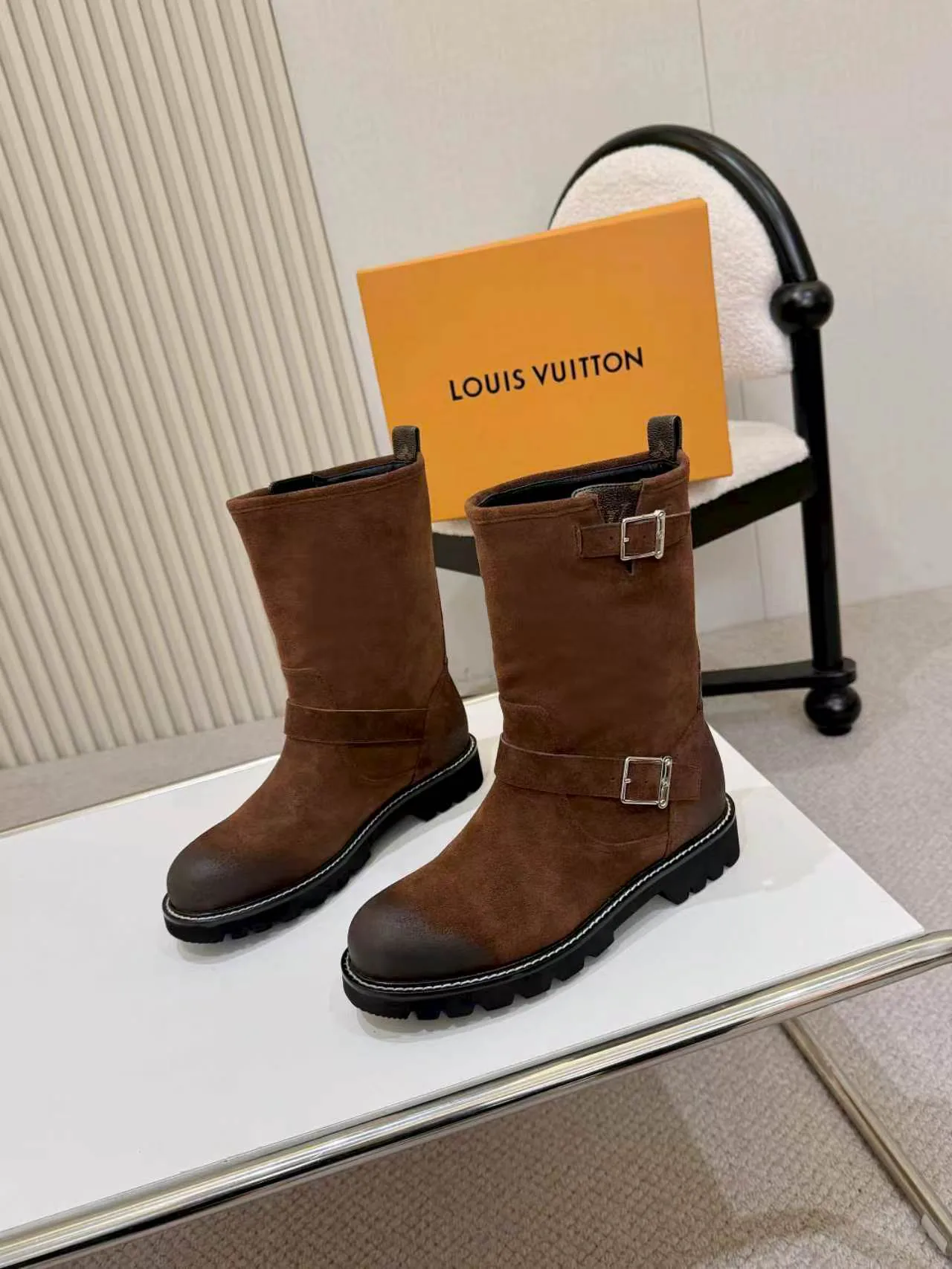 Ботинки Женские Louis Vuitton 19597312