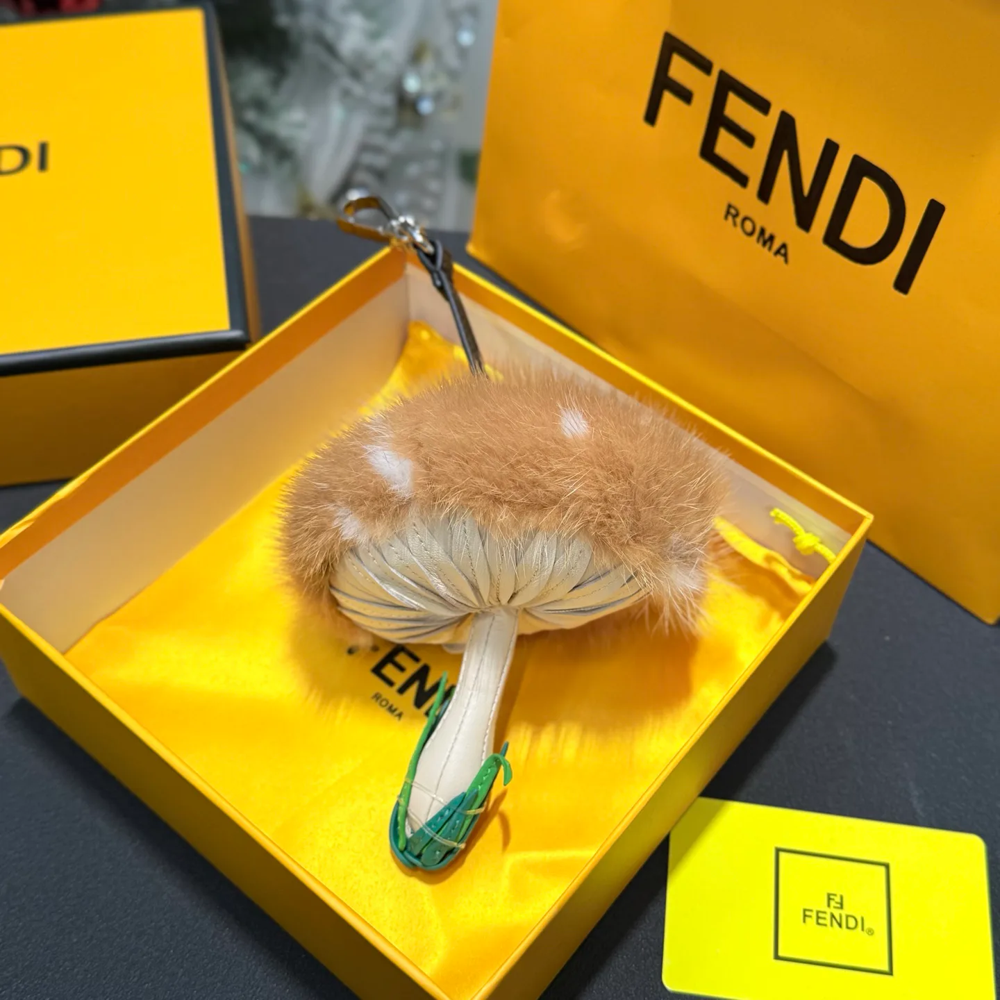 Ключницы Fendi 1678389