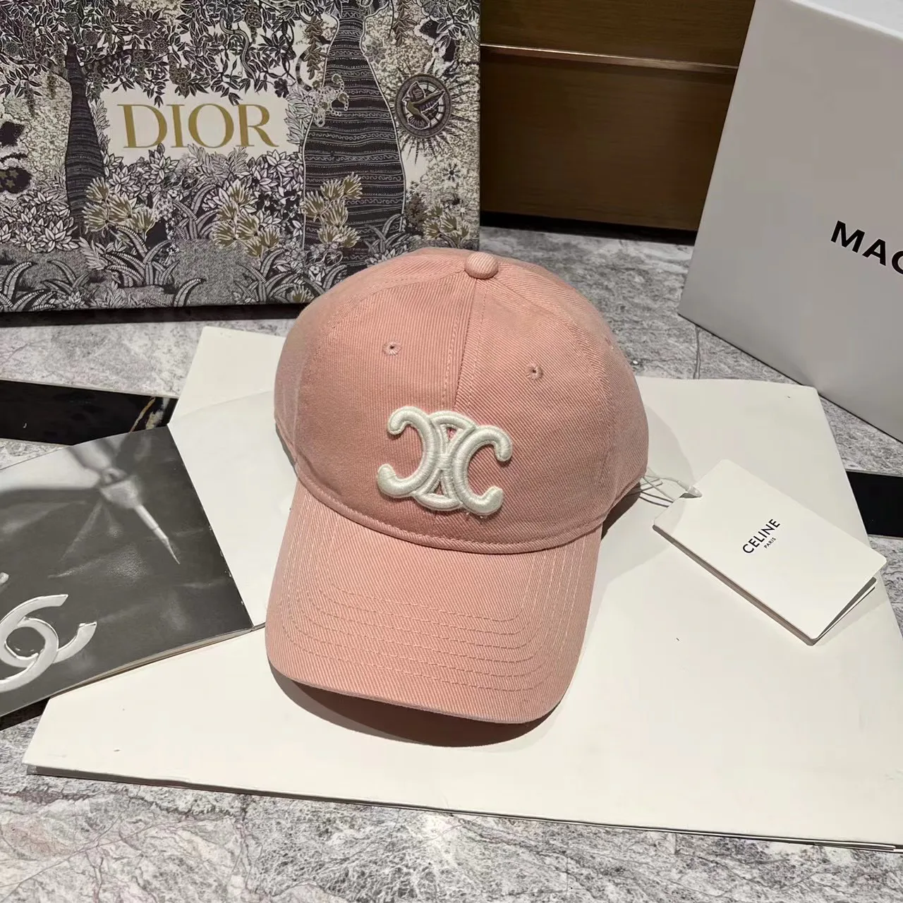 Головные Уборы Celine 11481