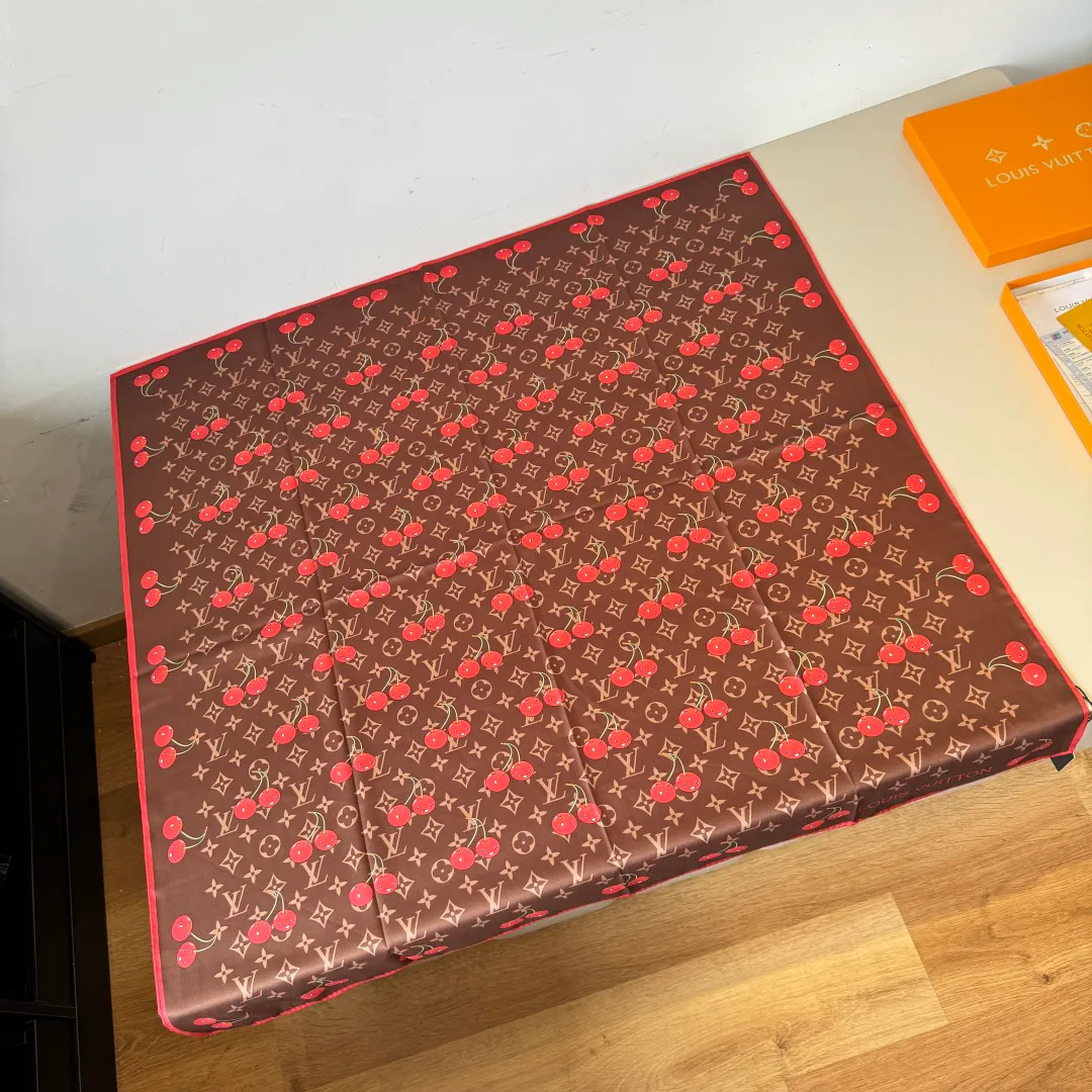 Платки Louis Vuitton 310384