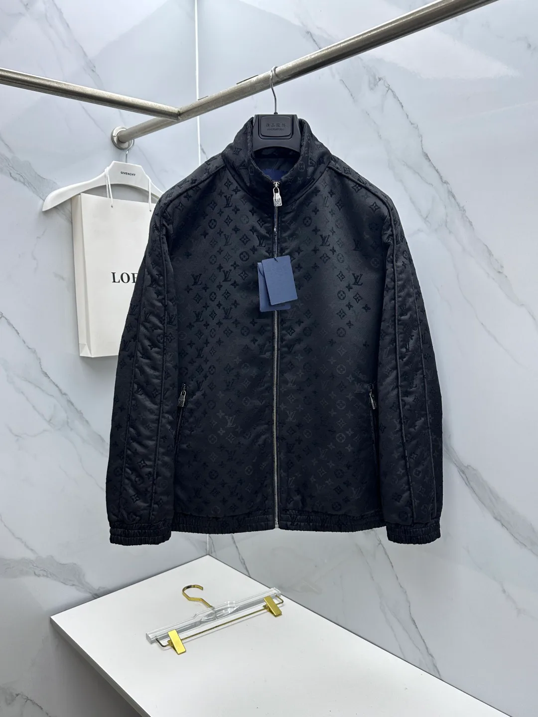 Куртки И Пуховики Мужские Louis Vuitton 18246855