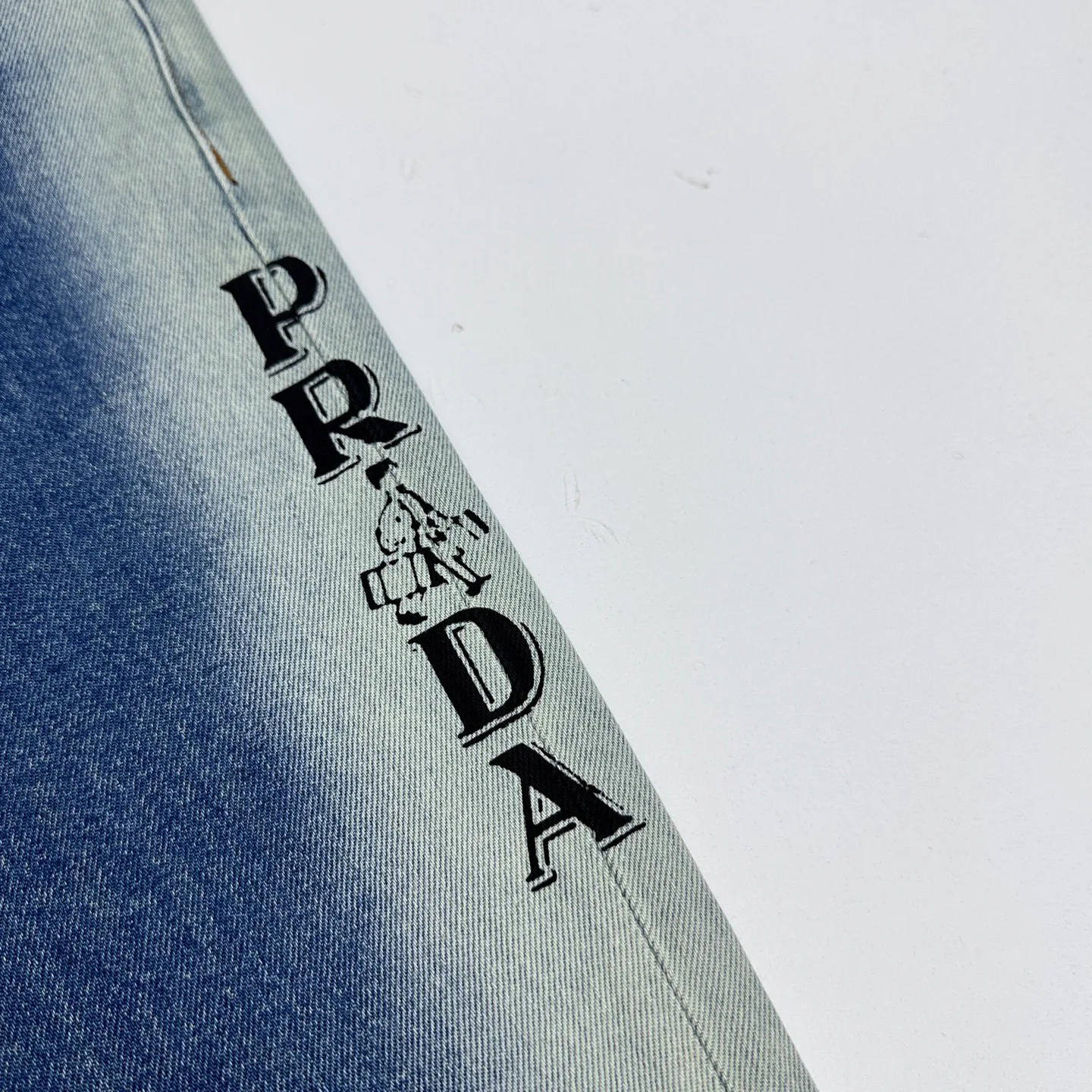 Джинсы Мужские Prada 13206500