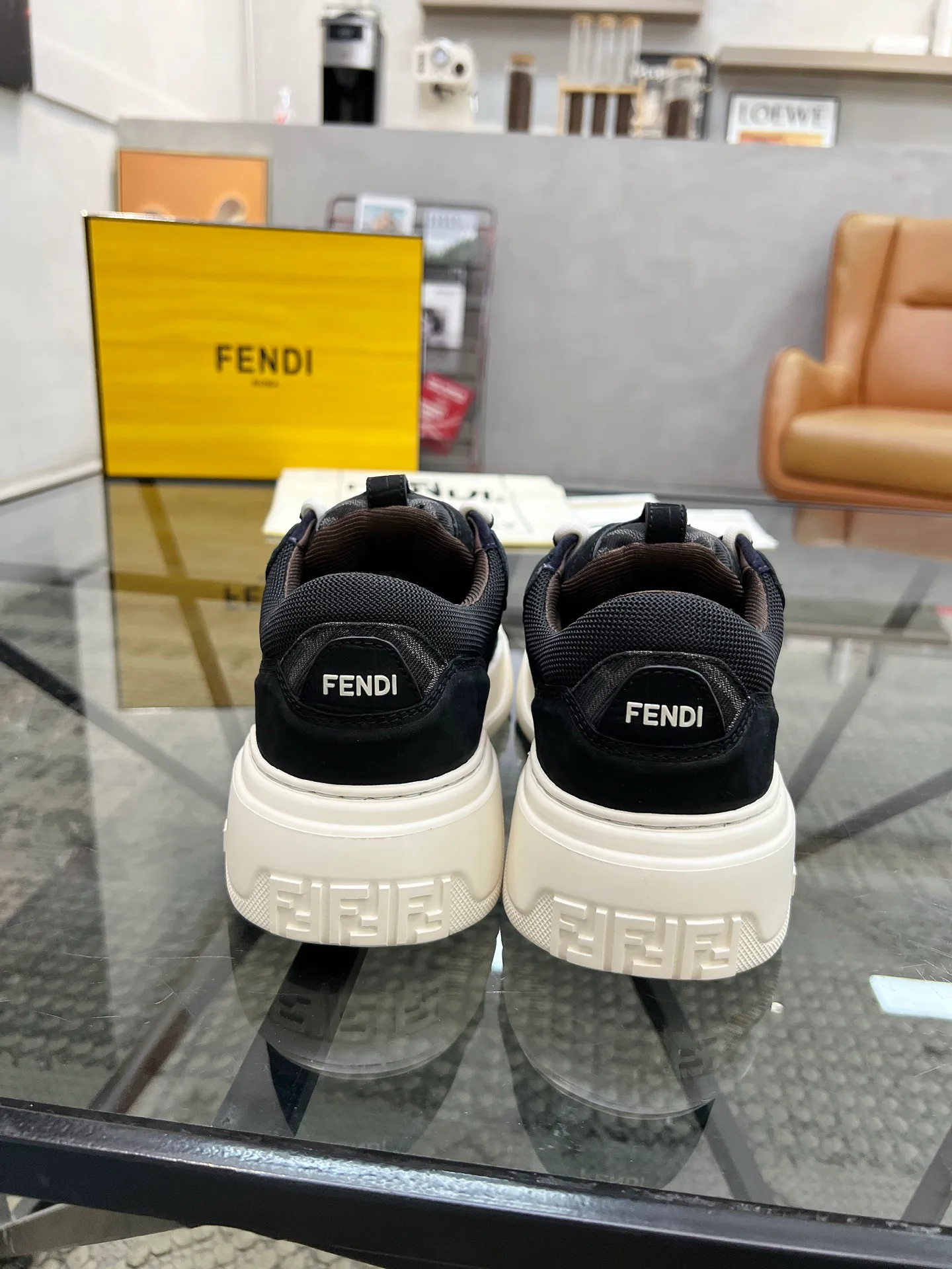 Кроссовки Мужские Fendi 97571