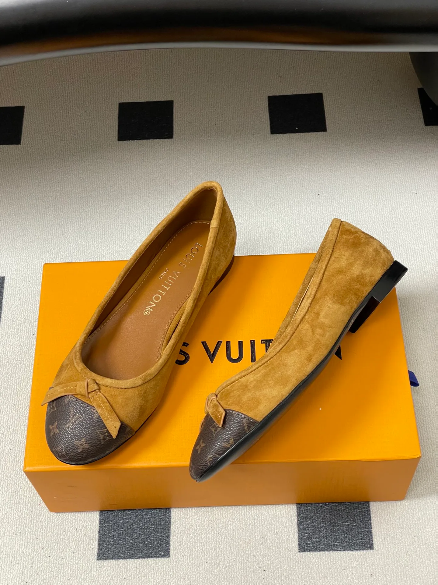 Балетки Женские Louis Vuitton 11578970