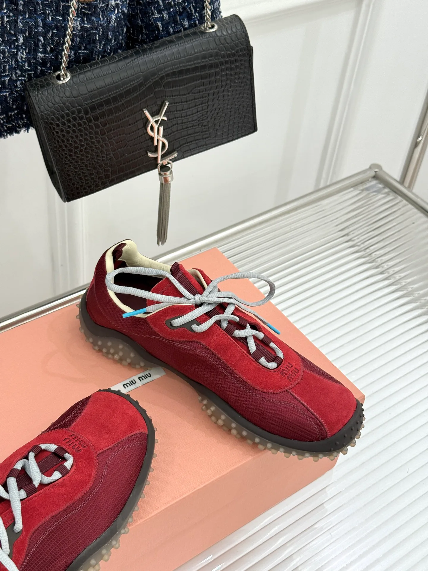 Кроссовки Женские Miu Miu 17597002