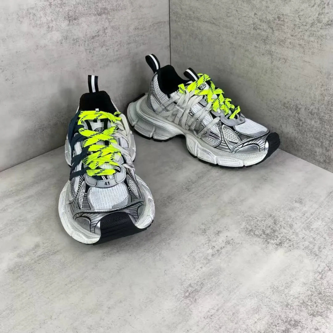 Кроссовки Женские Balenciaga 18417379