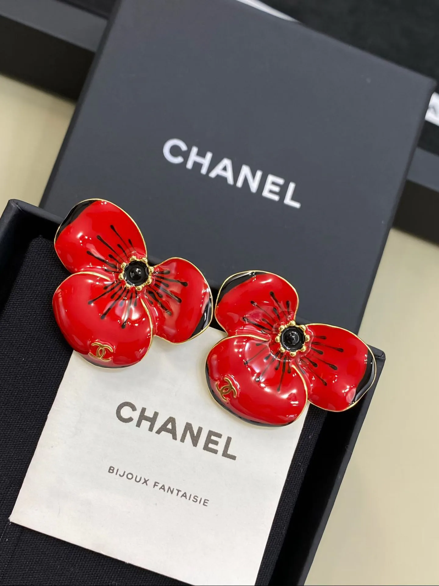 Бижутерия Chanel 18122630