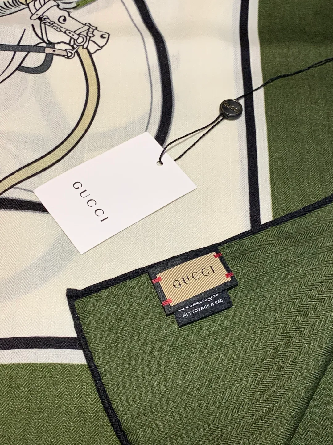 Шарфы Gucci 420542